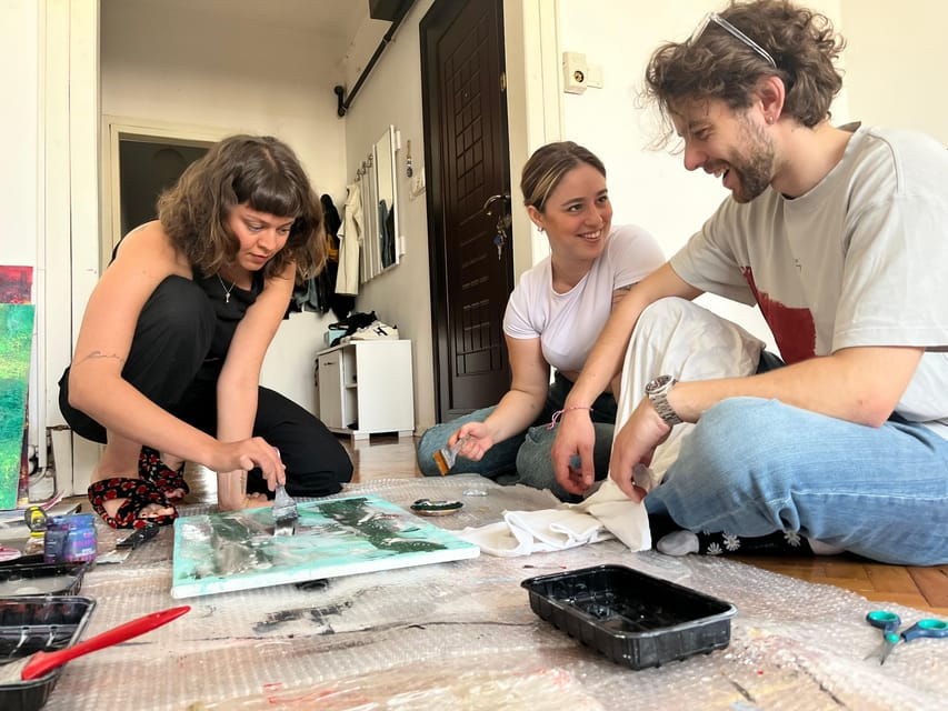 Istanbul: Wine and Paint Workshop With Turkish Fabrics - Workshop Overview