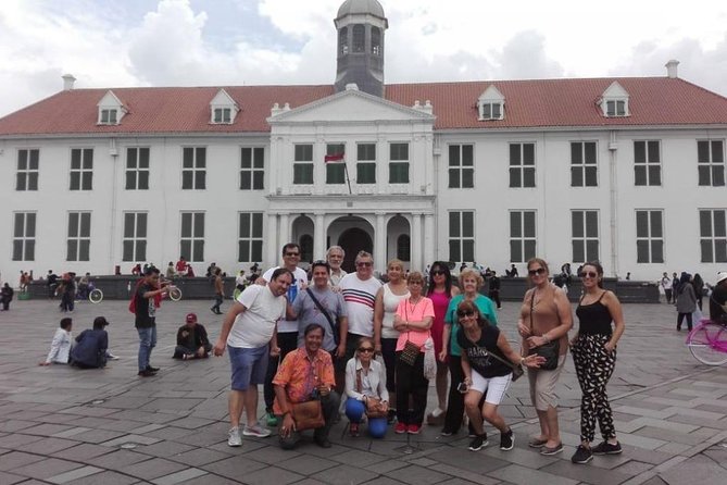 Jakarta Tour Group 50 Pax With Lunch