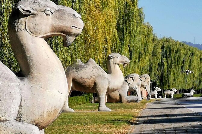 Juyongguan Great Wall,Sacred Road and Ming Tombs Private Day Tour