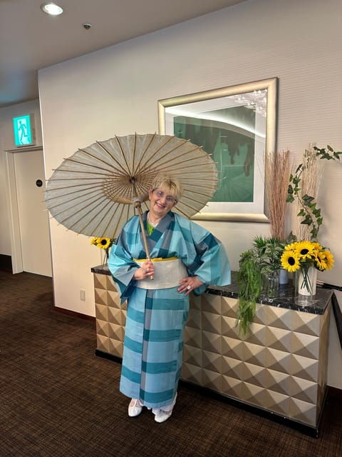Kagoshima: Oshima Tsumugi Kimono Rental With Dressing