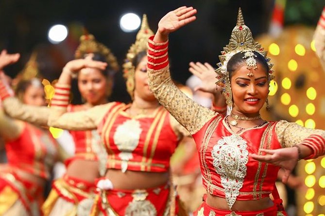 Kandy Esala Perahera – Day 05 (2024-Aug-14)