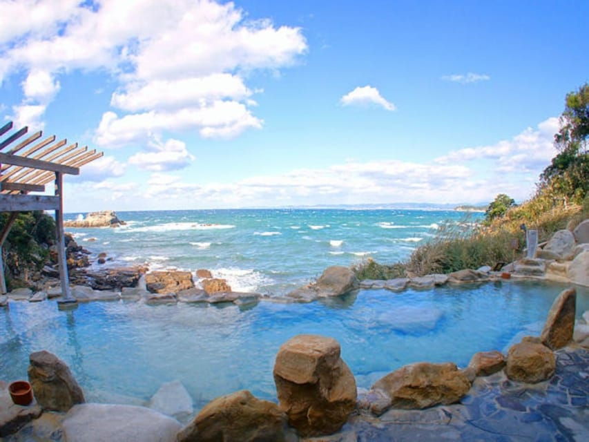 Kansai 10-Hour Chartered Day Trip｜ Shirahama
