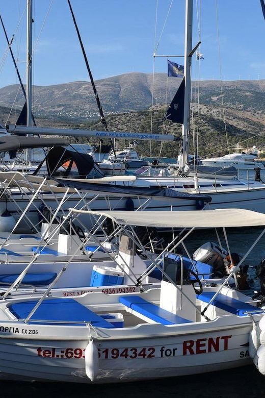 Kefalonia: Boat Rental (15HP Motorboat)-No License Required