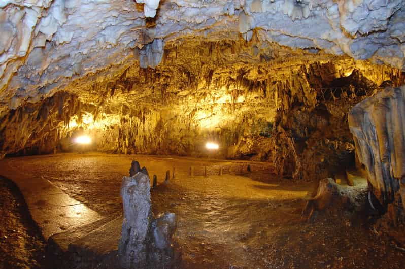 Kefalonia: the Caves Tour, Visiting Melissani & Drogarati