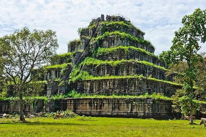 Koh Ker and Beng Mealea Excursion Join-In Tour – Free Hotel Pickup