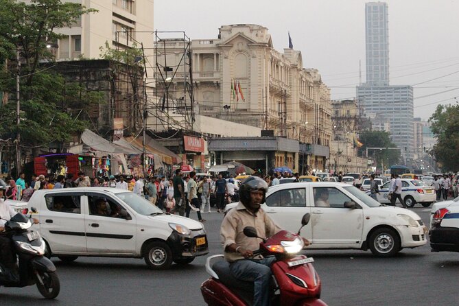 Kolkata Midtown Madness- A Street Food & Nightlife Tour