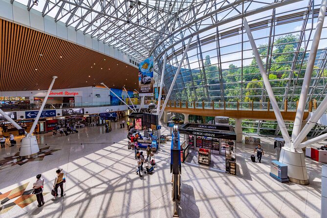 Kuala Lumpur International Airport KLIA KLIA2 to Genting Highlands Hotel Door to Door Transfer