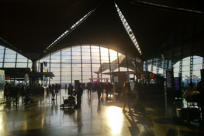 Kuala Lumpur Intl Airport Transfer ( KLIA / KLIA2 ) to KL City (One Way)