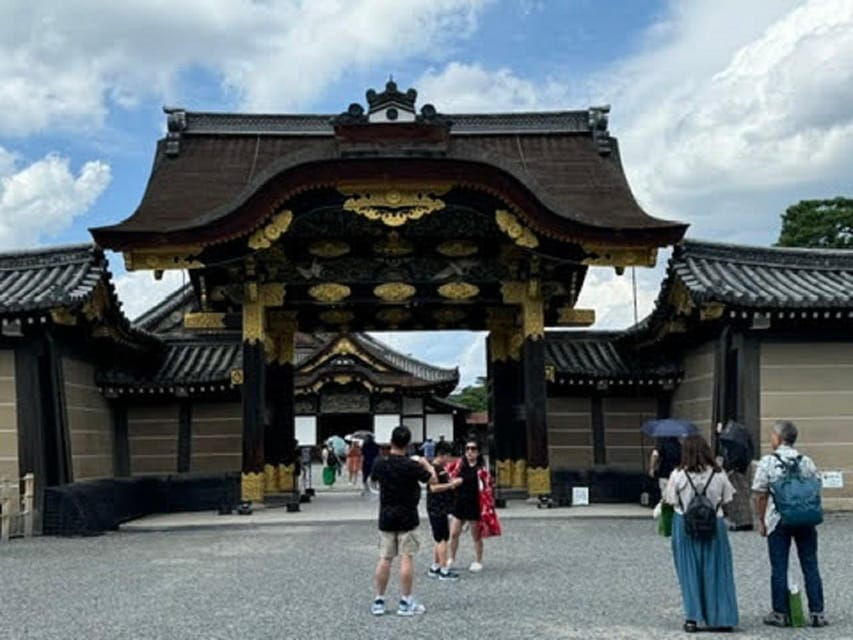 Kyoto: Must-See 6 Spots 1-Day Guided Tour Fushimi to Kinkaku
