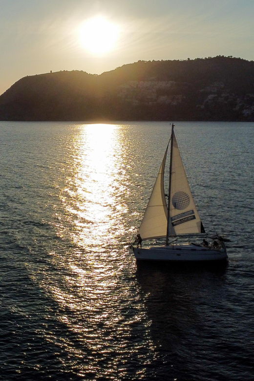 La Herradura-Maro-Nerja: Sailing at Sunset - Activity Overview