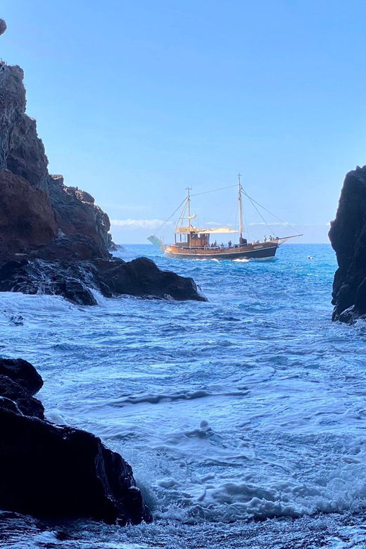 La Palma: 4-Hour Coastline Cruise With Tapas and Barbecue - Tour Overview