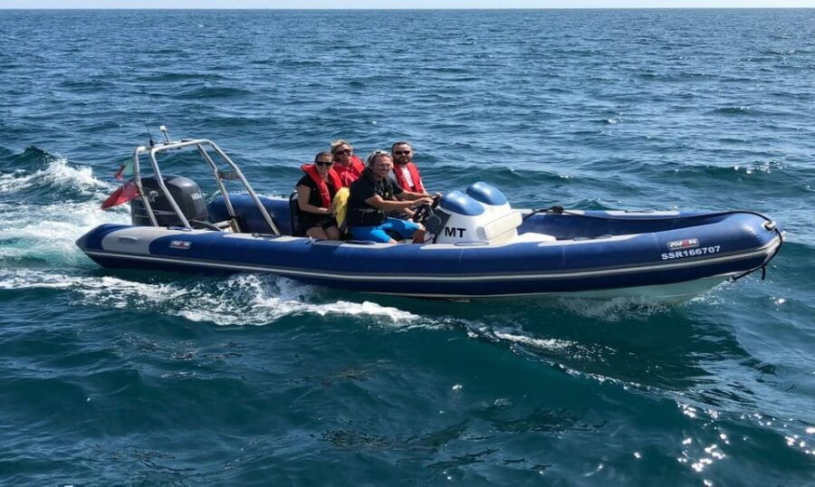 Lagos: Private Powerboat Tour to Ponta Da Piedade and More