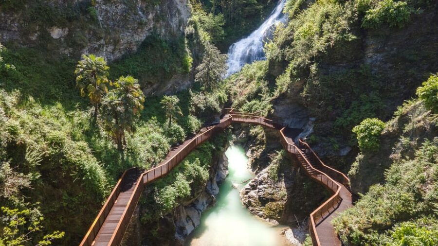 Lake Como: Cruise, Bellano Gorge and Audioguide of the Lake