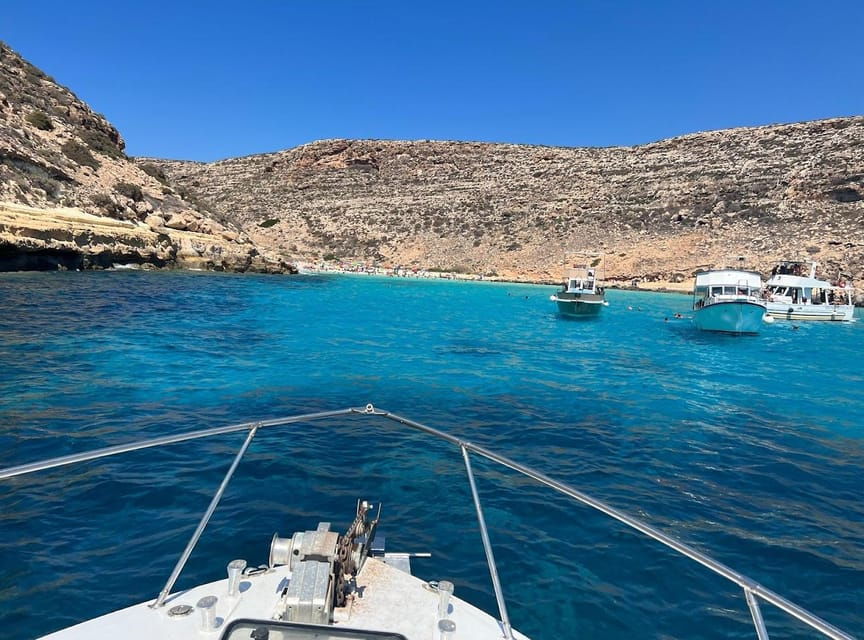 Lampedusa: Elegant Day Boat Tour With Lunch on Board