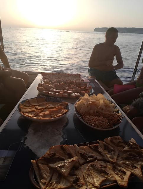 Lampedusa: Sunset Boat Tour With Aperi-Dinner and Dolphins - Tour Overview and Pricing