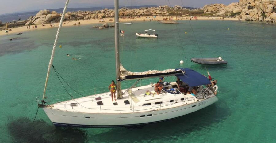 Lavezzi and Cavallo Islands: Private Sailing Tour - Overview of the Sailing Tour