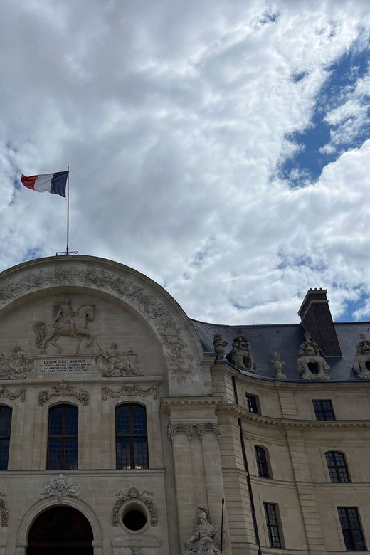 Les Invalides: Museum Ticket Entry & 4h Private Guided Tour - Overview of the Tour