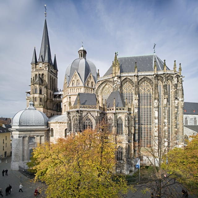 Liège (B), Aachen (G) & Maastricht (NL): Crossing Borders