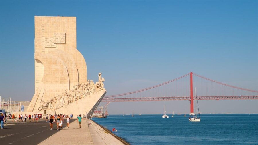 Lisbon & Belém: Private Tour Half Day by Electric Tuk Tuk