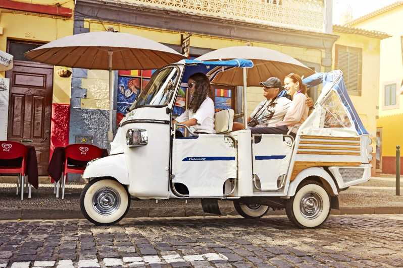 LISBON GRAND EXPERIENCE Tuktuk Tour in German