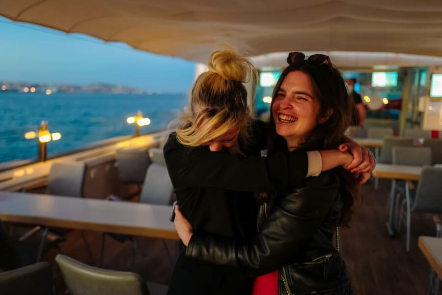 Lisbon: Happy Hour Cruise With 50% off All Drinks - Cruise Overview and Pricing