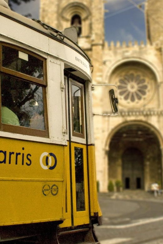 Lisbon: Historic Old Town Tuk Tuk Tour