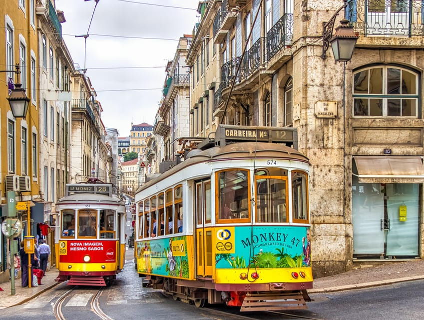 Lisbon: Old Town Tour by Eco TukTuK