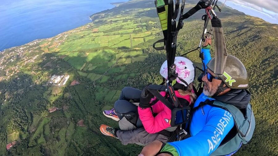 Lisbon: Paragliding Flight - Praia Das Bicas - Activity Overview