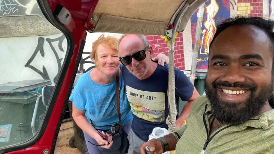 Lisbon: Tuk Tuk City Tour