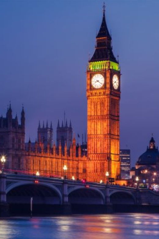 London: NYE Silver Sockeye on River Thames With Live Band