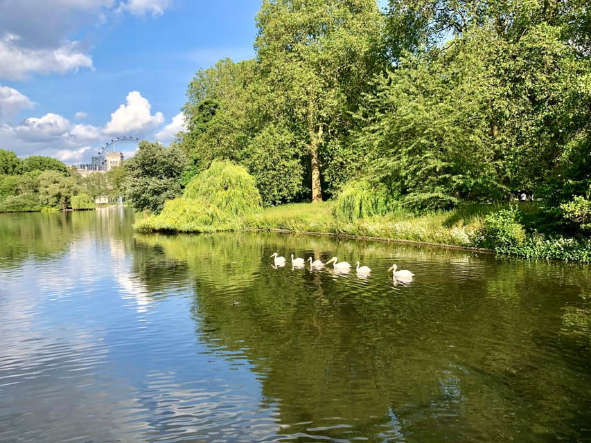 London: Parliament, Palaces, Parks & Piccadilly Walking Tour