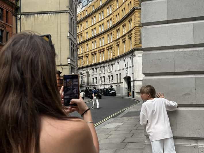 London: Private Family Harry Potter Movie Locations & Cruise - Tour Overview