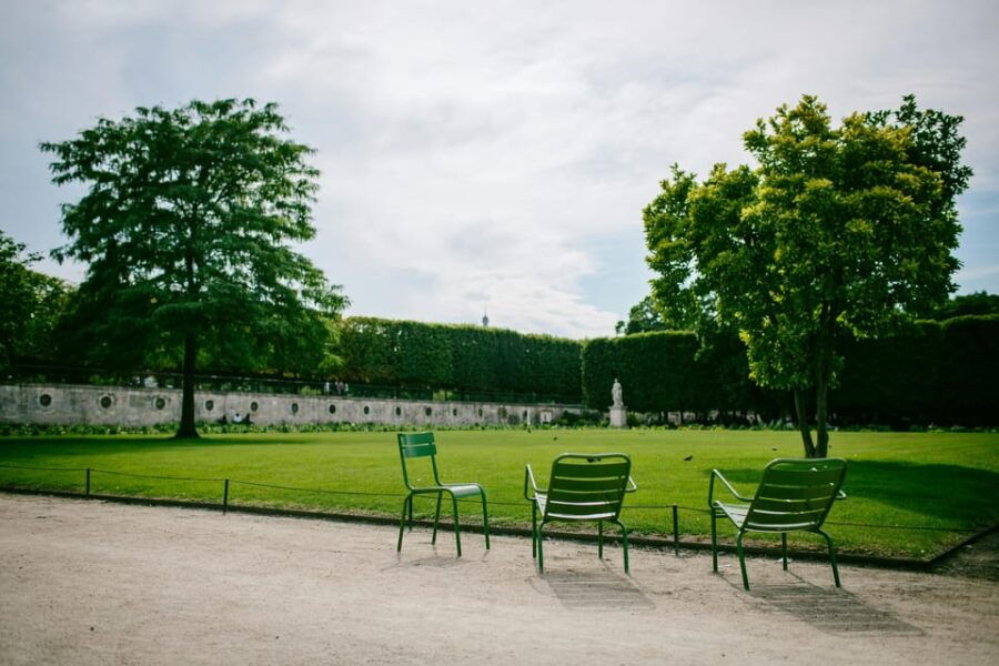 Louvre Museum Garden Tour & Skip the Line Tickets
