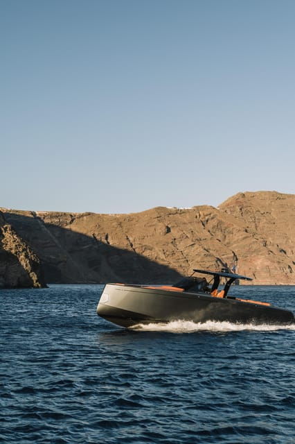 Luxury Yacht Cruises in Santorini Island - Overview of Yacht Cruises