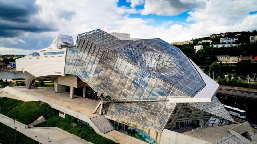 Lyon: Premium Self-Guided Bike Tours With AI Virtual Guide - Overview of Bike Tours