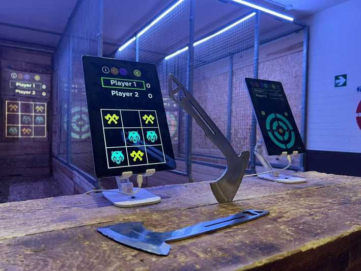 Madrid: Interactive Axe Throwing 2h - Activity Overview
