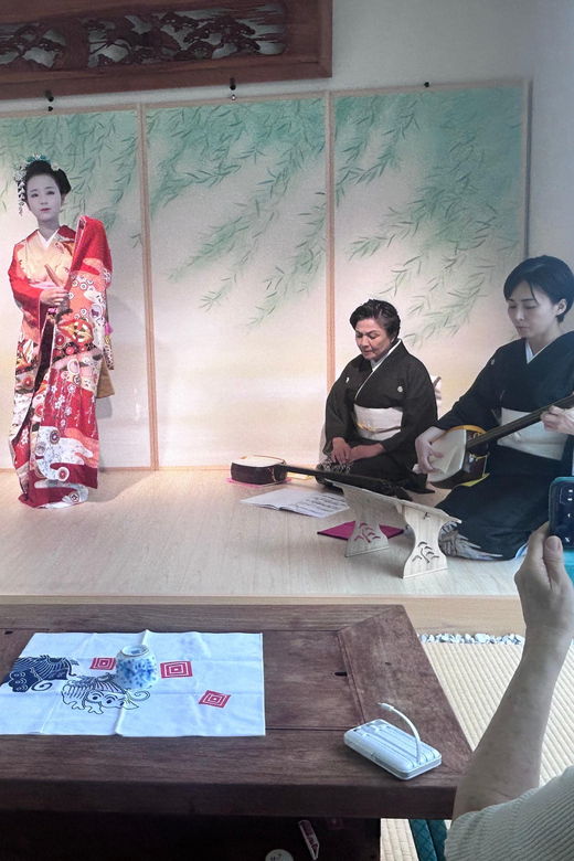 Maiko (Geisha) Performance/ Experience in Fukuoka