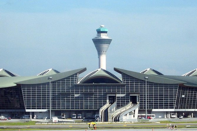 Malacca Hotels to Kuala Lumpur International Airport Departure Transfer