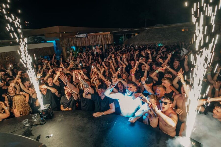 Malia: Agenda Beach Club Party at Pleasure Beach Club