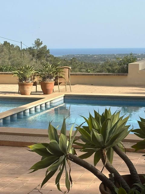 Mallorca: Magical Yoga Day Retreat