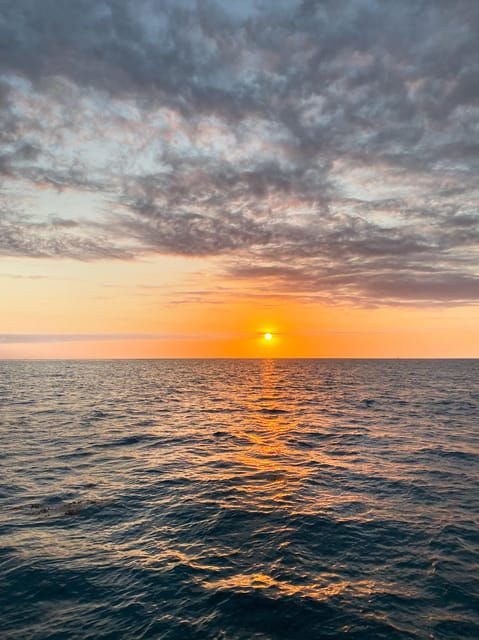 Marseille: Unforgettable Sunset Private Boat Experience