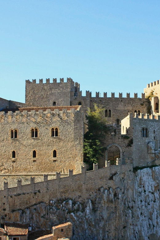 Medieval Tour: City of Caccamo