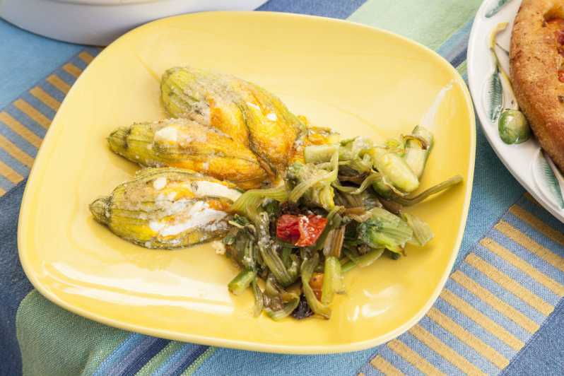 Messina: Private Cooking Demo & Meal at a Locals Home - Experience Overview