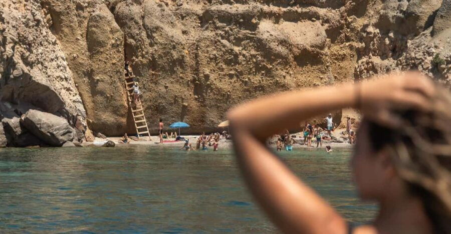 Milos, Polyegos : Island Excursion With Blue Bay Exploration - Excursion Overview