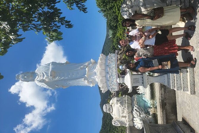 Monkey Mountain-Marble Mountain-Hoi An City-Night Market-BoatRide - Meeting and Pickup Details