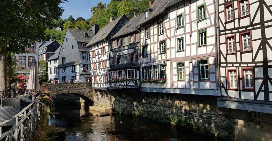 Monschau - Old Town Private Guided Tour - Tour Overview