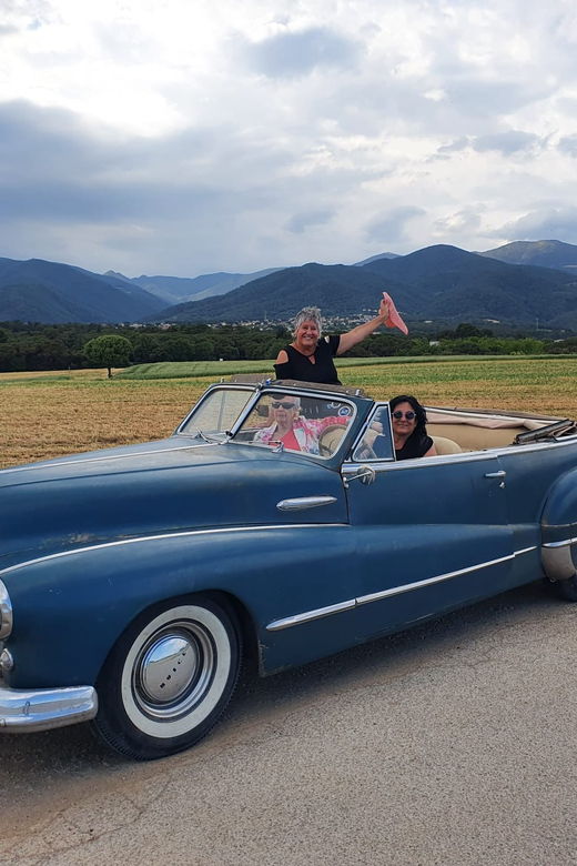Montserrat Classic Car Tour of Barcelona and Montserrat - Tour Overview