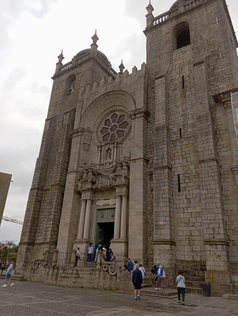 Monumental and Historical Oporto With the Stock Exchange Palace
