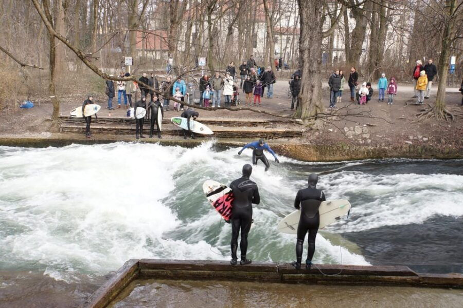 Munich: 3 Hours Amazing River Surf – Eisbach in Munich 2024