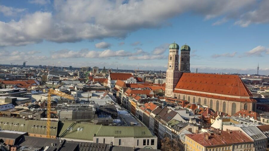Munich: Private Walking Tour Munich Highlights
